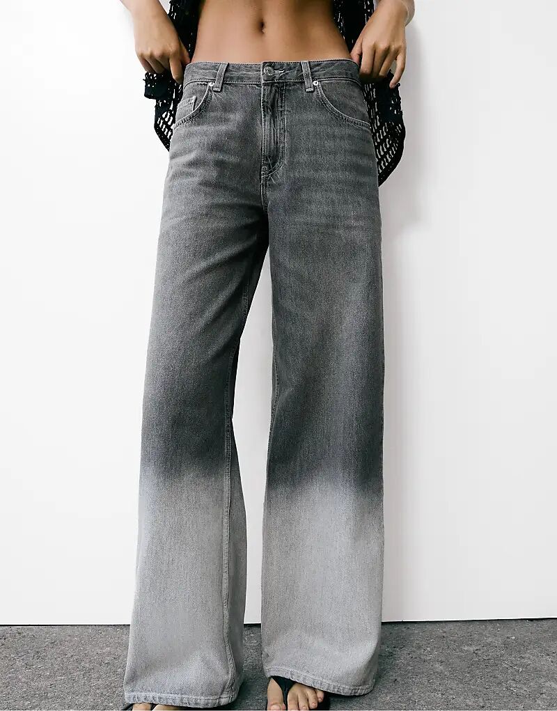 Джинсы Pull&Bear Wide-Bear серого цвета
Джинсы Pull&Bear Wide-Bear серого цвета