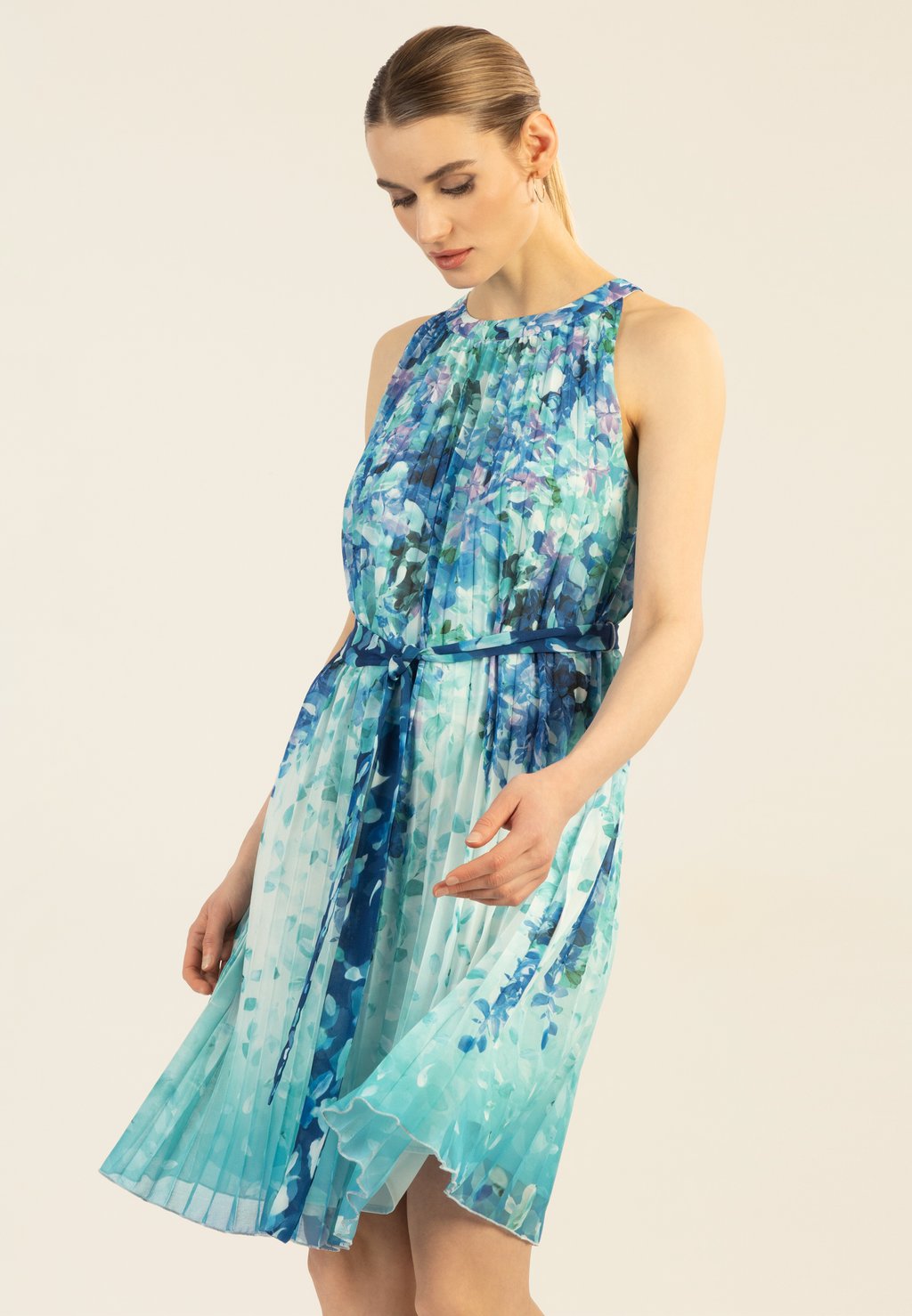 Повседневное платье PLISSEE Apart, бирюзовый
Повседневное платье PLISSEE Apart, бирюзовый