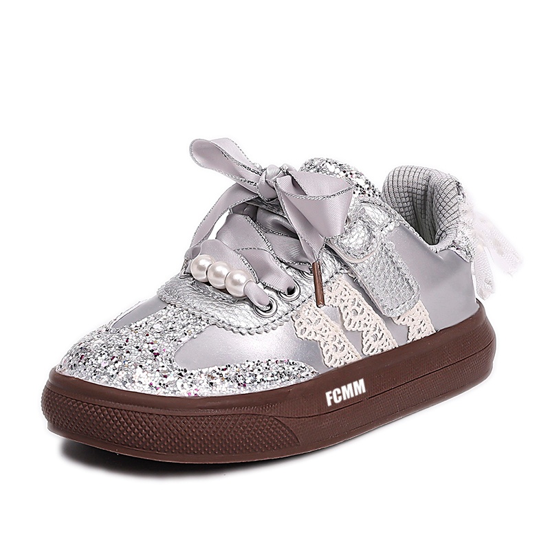 Нескользящие дышащие низкие повседневные кроссовки для детей FCMM, серебряный
Нескользящие дышащие низкие повседневные кроссовки для детей FCMM, серебряный