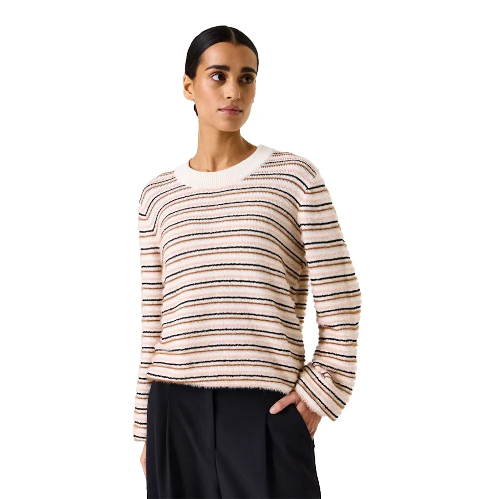 Свитер Garcia J50040, бежевый
Свитер Garcia J50040, бежевый