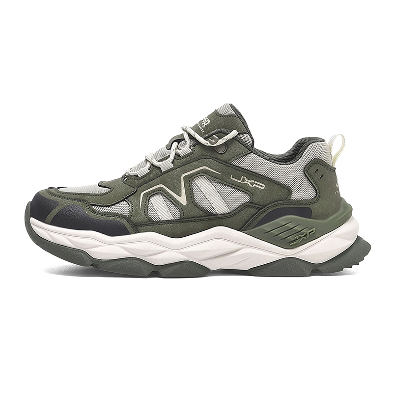 Антискользящие и износостойкие трекинговые туфли на подошве для увеличения роста мужские Jeep, черный серый
Антискользящие и износостойкие трекинговые туфли на подошве для увеличения роста мужские Jeep, черный серый