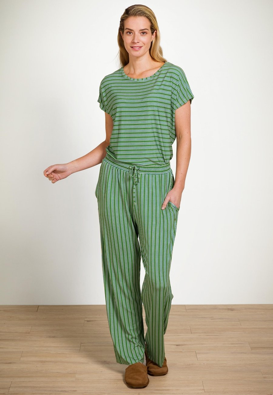 Футболка Pip Studio SHORT SLEEVE STRIPE, Green/Dark Green
Футболка Pip Studio SHORT SLEEVE STRIPE, Green/Dark Green