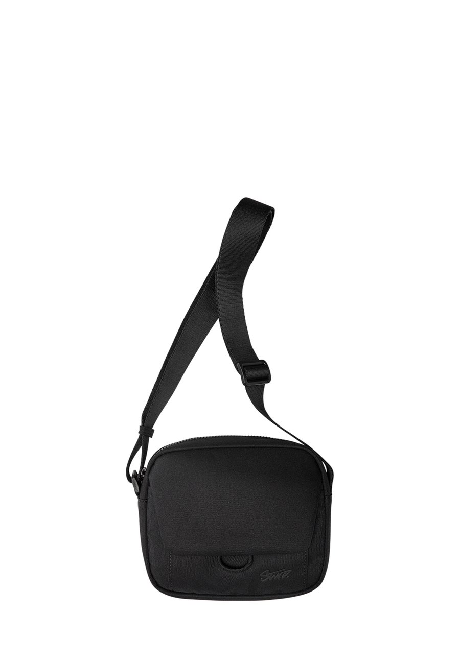 Сумка кросс-боди PULL&BEAR Cross body bag, Black
Сумка кросс-боди PULL&BEAR Cross body bag, Black