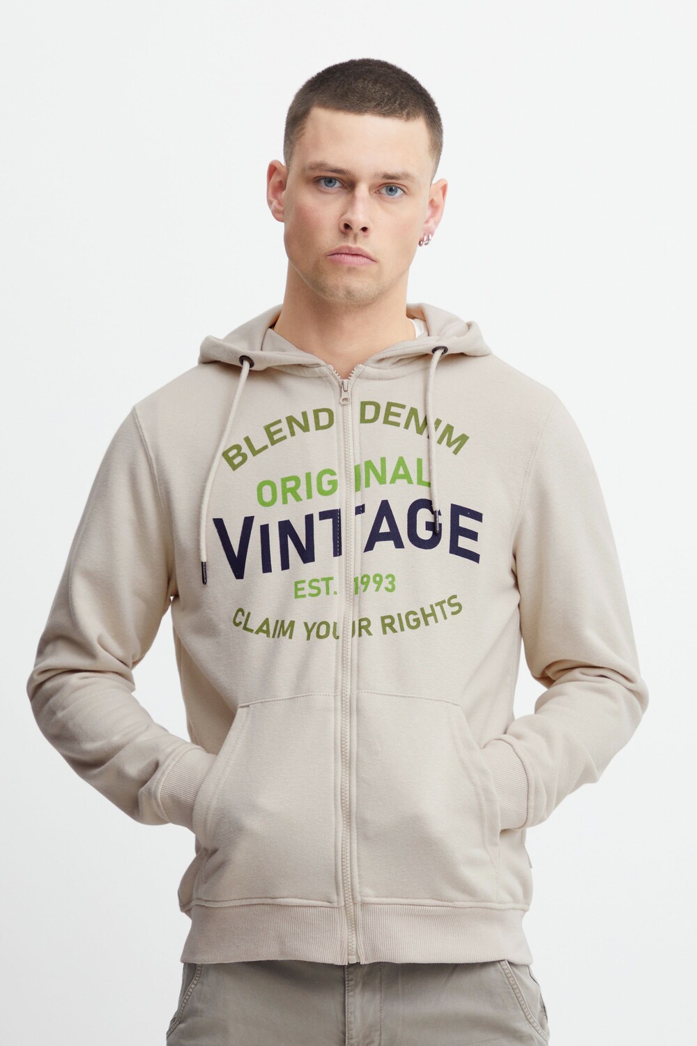 Толстовка BLEND Kapuzensweatjacke BH 20715054, серый
Толстовка BLEND Kapuzensweatjacke BH 20715054, серый