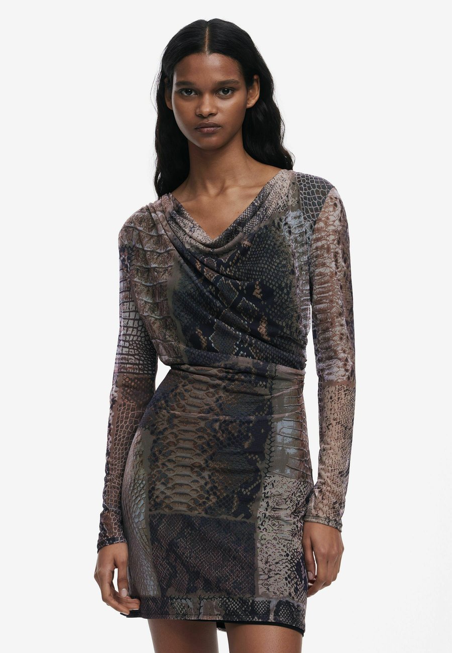 Платье Desigual ASYMMETRIC NECKLINE , Brown
Платье Desigual ASYMMETRIC NECKLINE , Brown