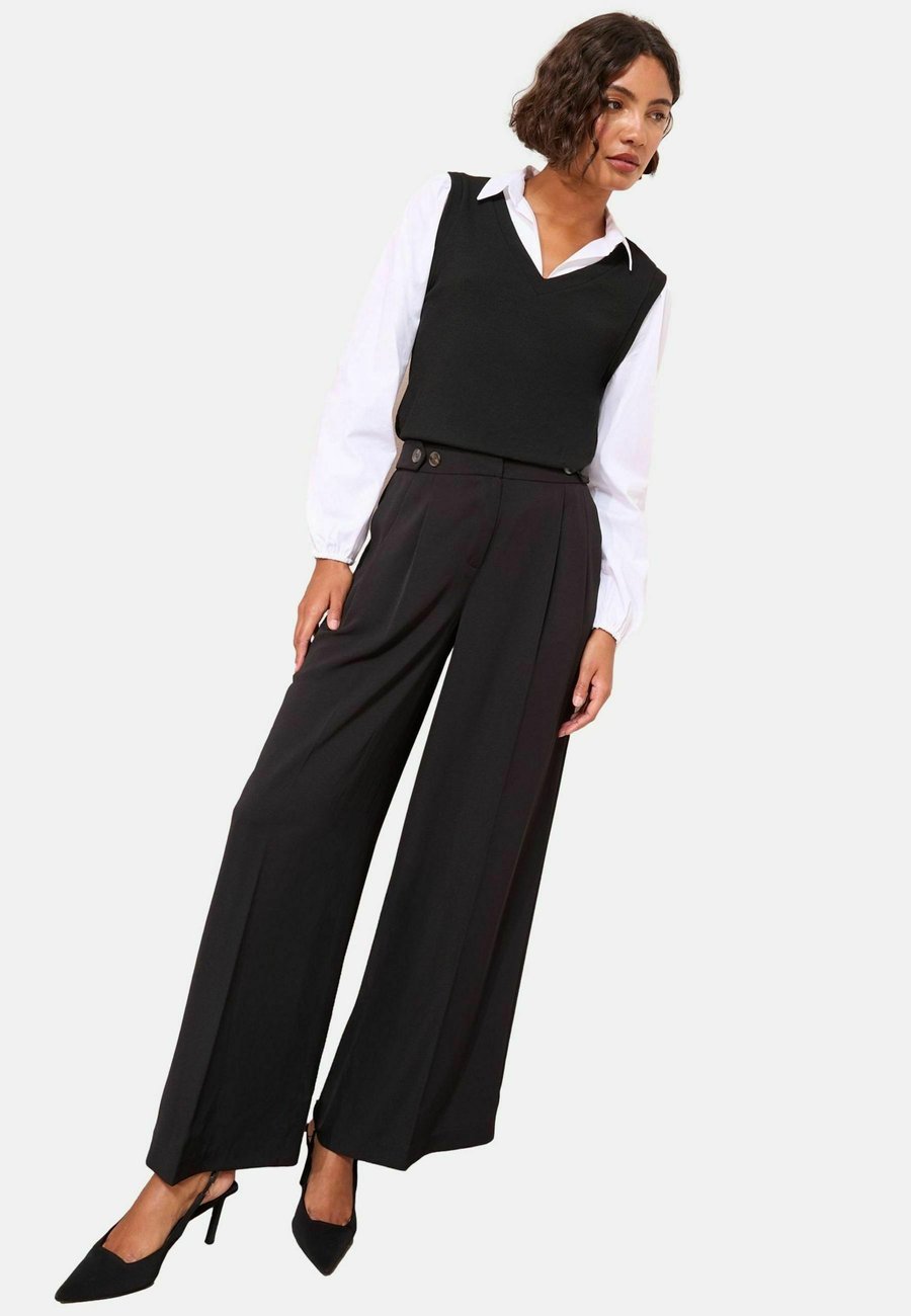 Топ Friends Like These REGULAR FIT 2 IN 1 COLLAR , Black
Топ Friends Like These REGULAR FIT 2 IN 1 COLLAR , Black