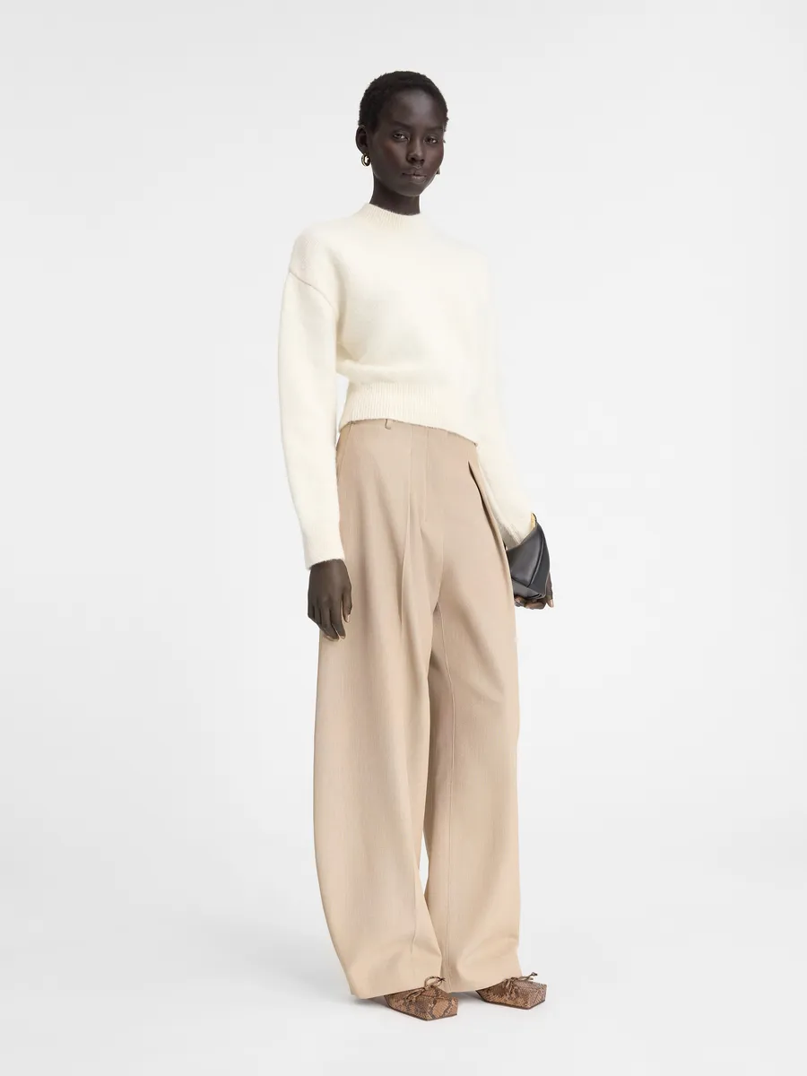 Кардиган-свитер Ла Жакмюс Jacquemus, светло-бежевый
Кардиган-свитер Ла Жакмюс Jacquemus, светло-бежевый