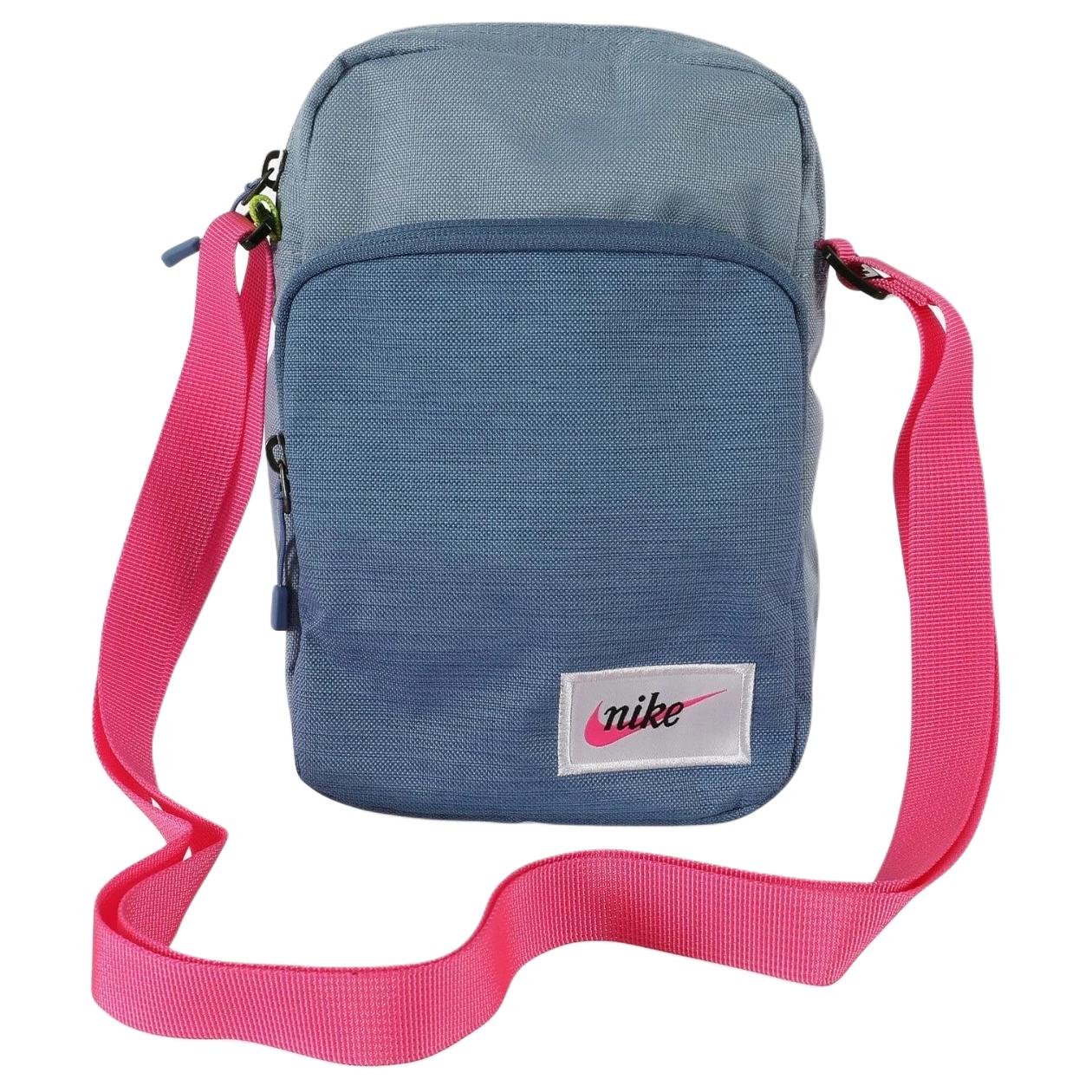 Nike Наследие Полиэстер Сумка через плечо, Blue
Nike Наследие Полиэстер Сумка через плечо, Blue