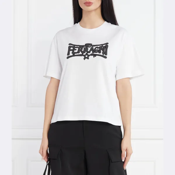 Футболка стандартного кроя Chiara Ferragni, белый
Футболка стандартного кроя Chiara Ferragni, белый