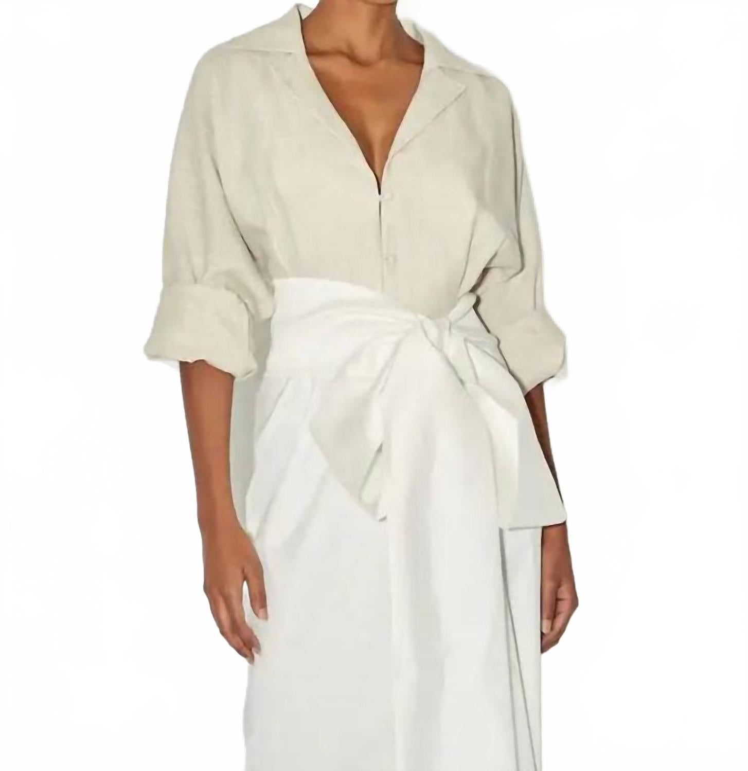 Платье макси Claire с V-образным вырезом в бежево-бежевом цвете Bernadette
Платье макси Claire с V-образным вырезом в бежево-бежевом цвете Bernadette