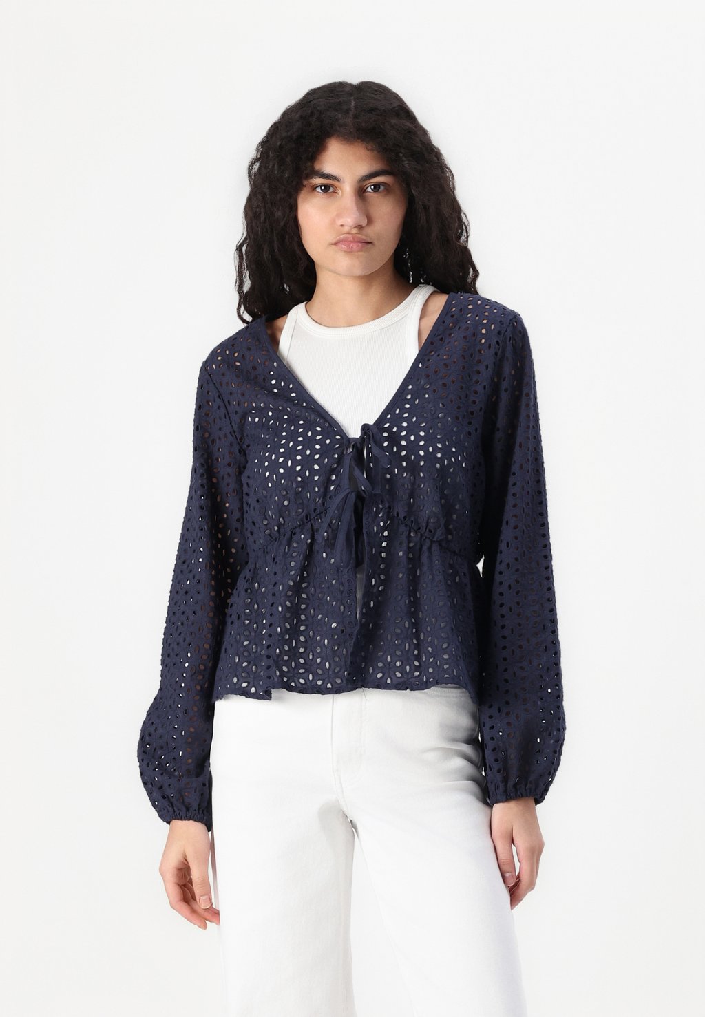 Блуза JDYSUNNY ANGALISE TIE JDY, темно-синий
Блуза JDYSUNNY ANGALISE TIE JDY, темно-синий