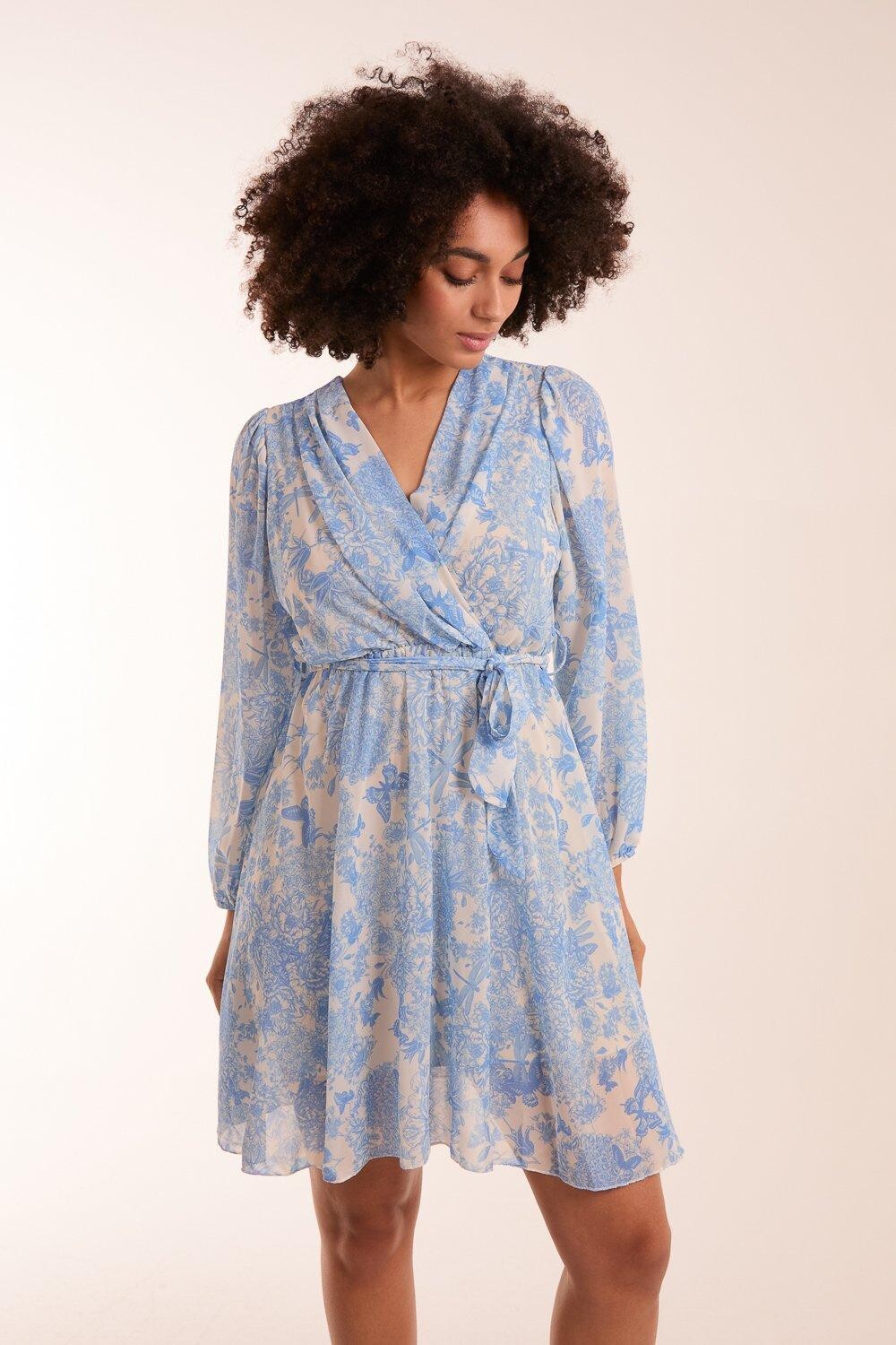 Платье с запахом и цветочным принтом бабочки Blue Vanilla, синий
Платье с запахом и цветочным принтом бабочки Blue Vanilla, синий