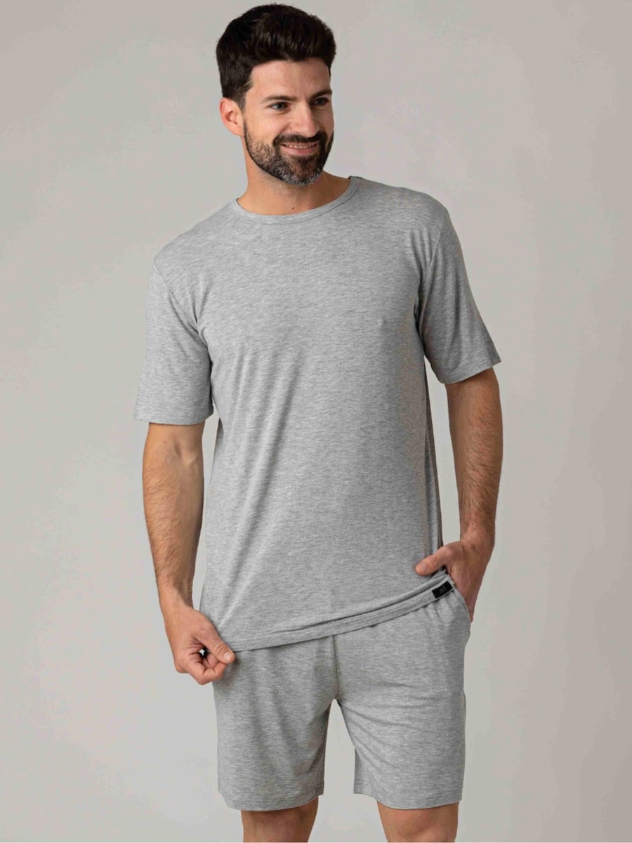 Короткая пижама zd ZERO DEFECTS Short modal Trendy grey pyjama set, серый
Короткая пижама zd ZERO DEFECTS Short modal Trendy grey pyjama set, серый