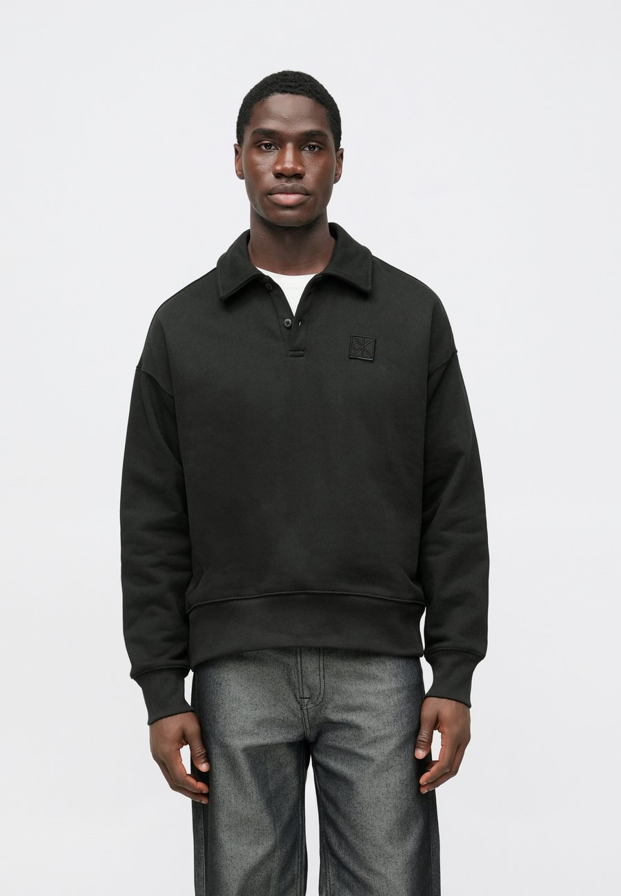 Толстовка Calvin Klein WEIGHT EMBLEM, Black
Толстовка Calvin Klein WEIGHT EMBLEM, Black