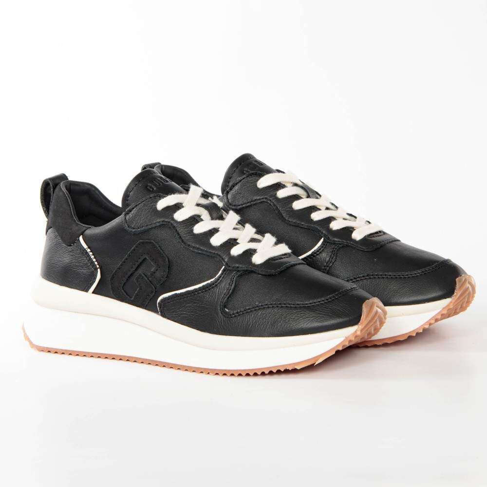 Кроссовки мадель Guess, черный
Кроссовки мадель Guess, черный