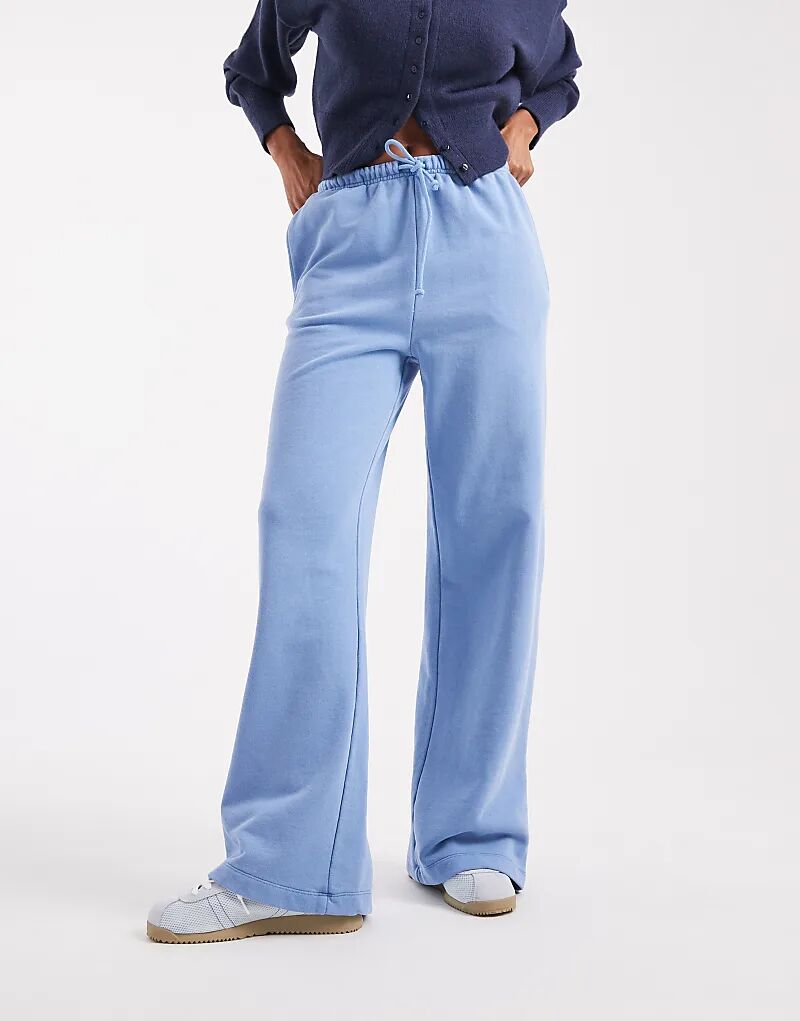 Классические флисовые спортивные брюки Cotton On широкого кроя, выбеленного синего цвета
Классические флисовые спортивные брюки Cotton On широкого кроя, выбеленного синего цвета