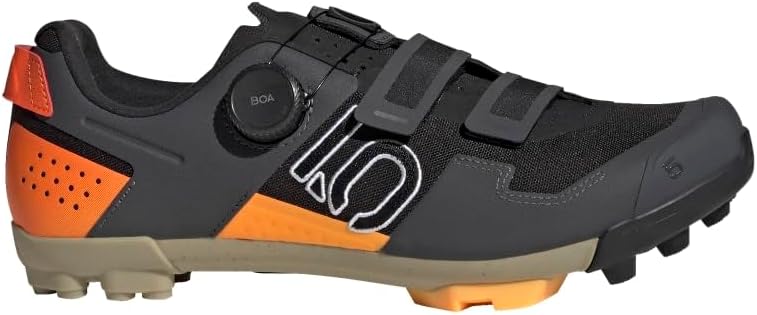 Мужские горные велосипедные туфли Adidas Five Ten Kestrel Boa, белый/черный/оранжевый
Мужские горные велосипедные туфли Adidas Five Ten Kestrel Boa, белый/черный/оранжевый