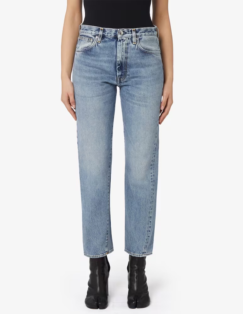 Джинсы с перекрученными швами TOTEME, цвет Worn Blue
Джинсы с перекрученными швами TOTEME, цвет Worn Blue