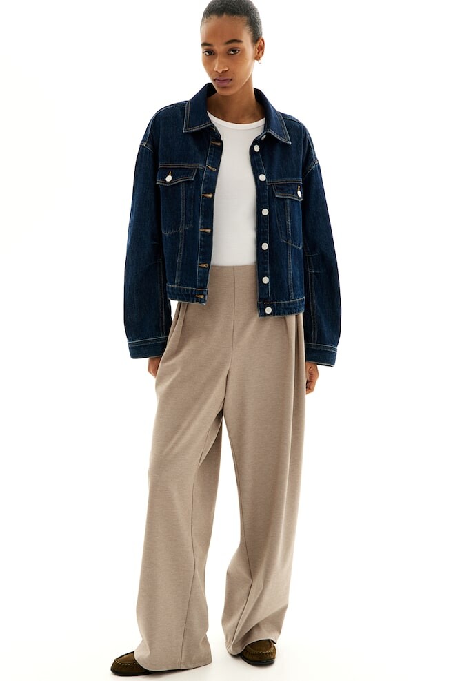 Элегантные трикотажные брюки H&M, бежевый
Элегантные трикотажные брюки H&M, бежевый