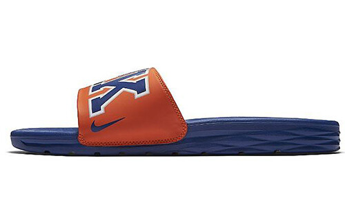 Шлепанцы и сланцы Nike Nba X Benassi 'Knicks'
Шлепанцы и сланцы Nike Nba X Benassi 'Knicks'