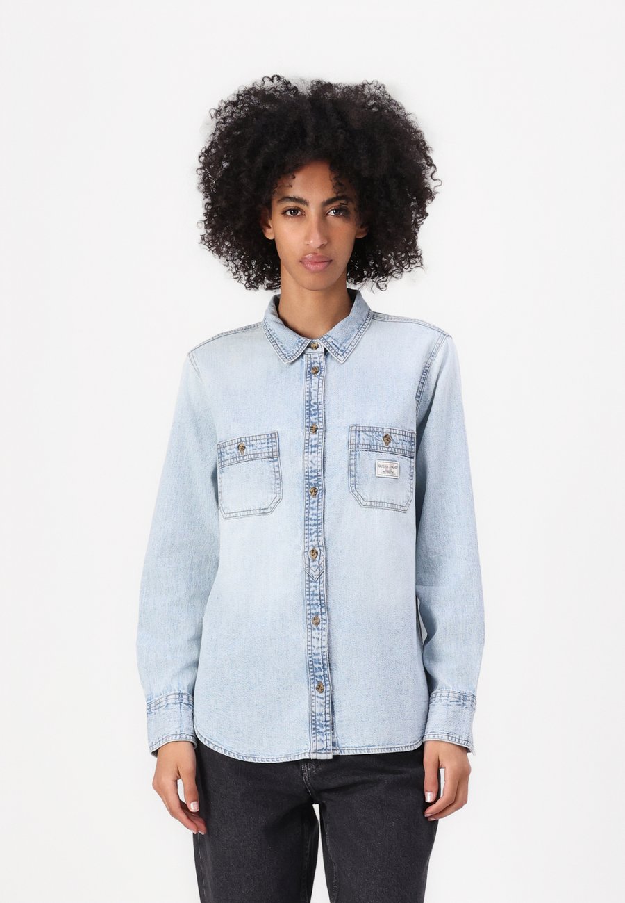 Блуза Guess Jeans REGULAR, River Light /Light-Blue Denim
Блуза Guess Jeans REGULAR, River Light /Light-Blue Denim