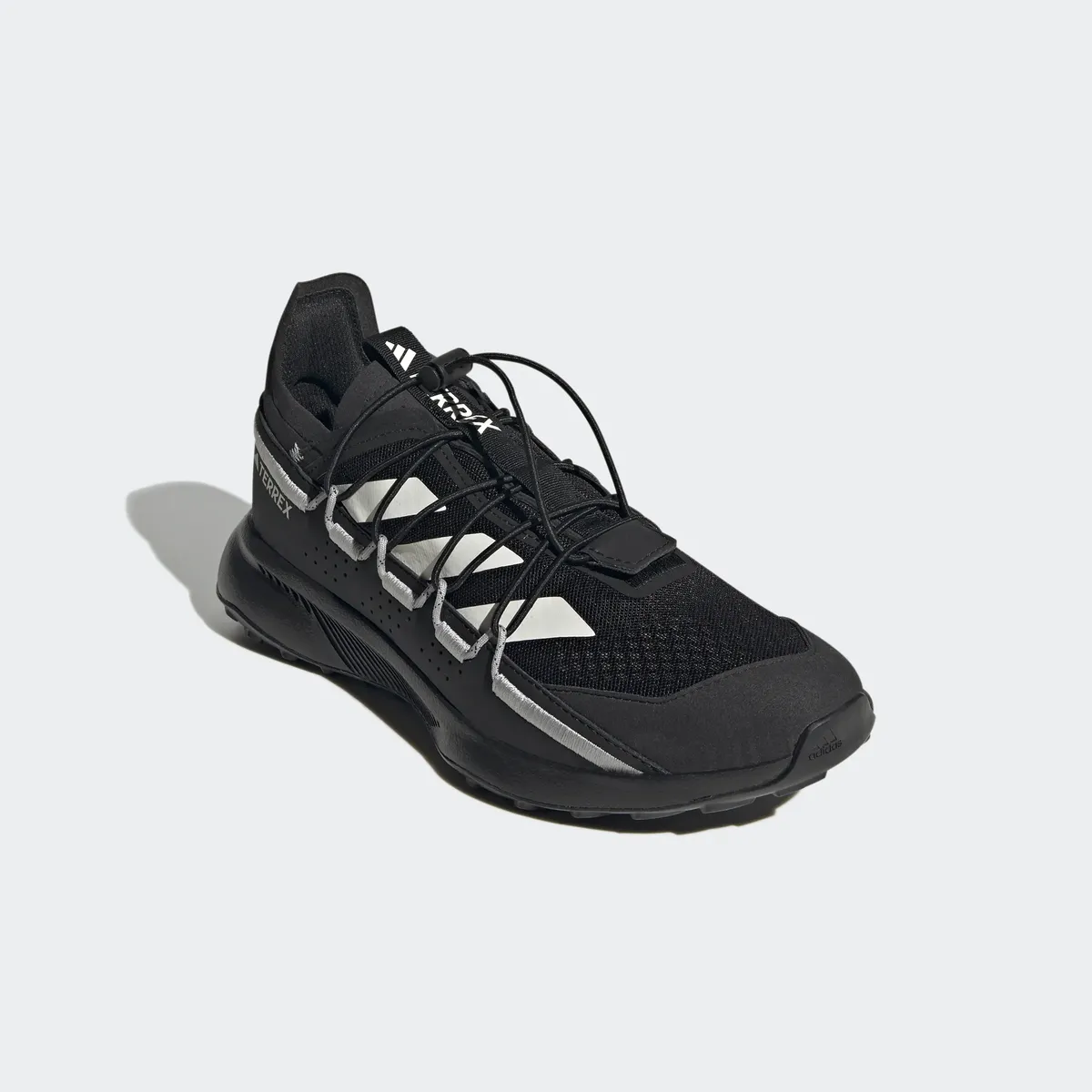 Кроссовки adidas TERREX "TERREX VOYAGER 21 TRAVEL", белый
Кроссовки adidas TERREX "TERREX VOYAGER 21 TRAVEL", белый