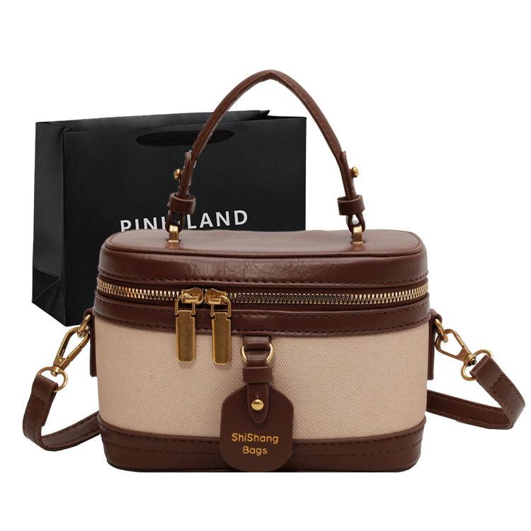 PINK·LAND Переносная сумка-ведро через плечо, White Multicolor
PINK·LAND Переносная сумка-ведро через плечо, White Multicolor