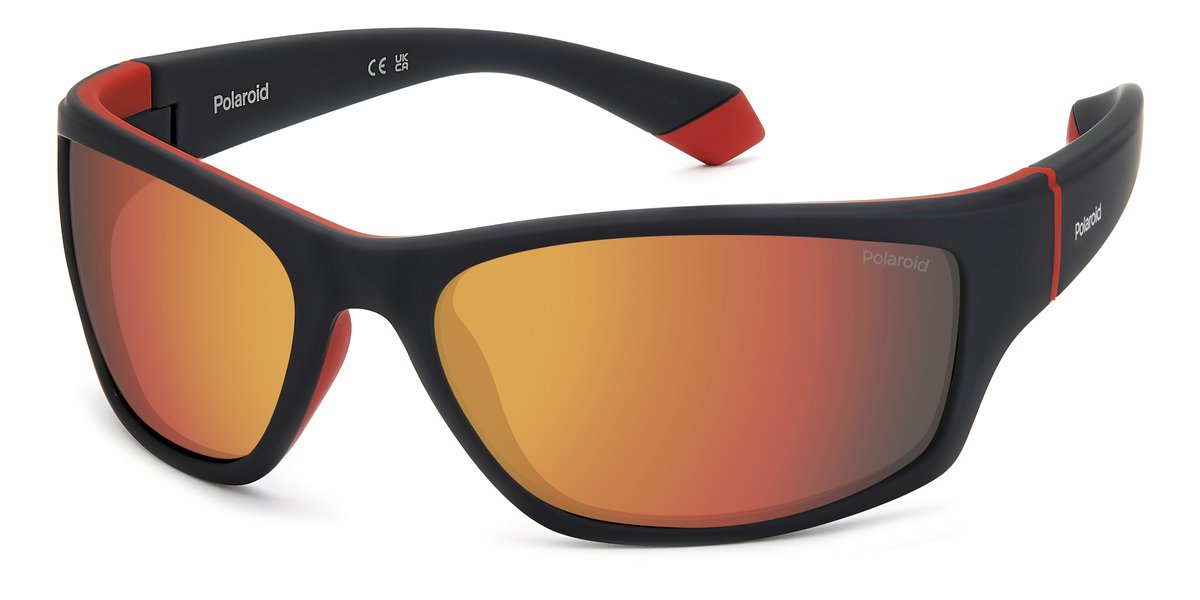 Мужские солнцезащитные очки PLD 2135-S POLAROID
Мужские солнцезащитные очки PLD 2135-S POLAROID