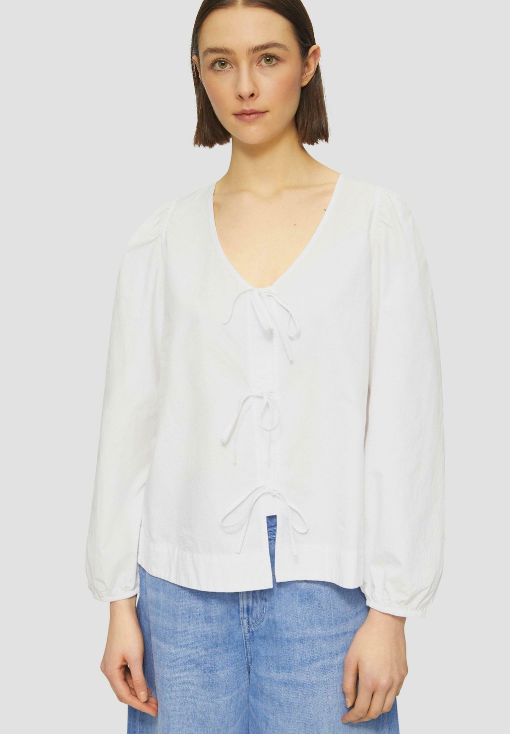 Блуза MIT SCHLEIFEN s.Oliver, белый 
Блуза MIT SCHLEIFEN s.Oliver, белый