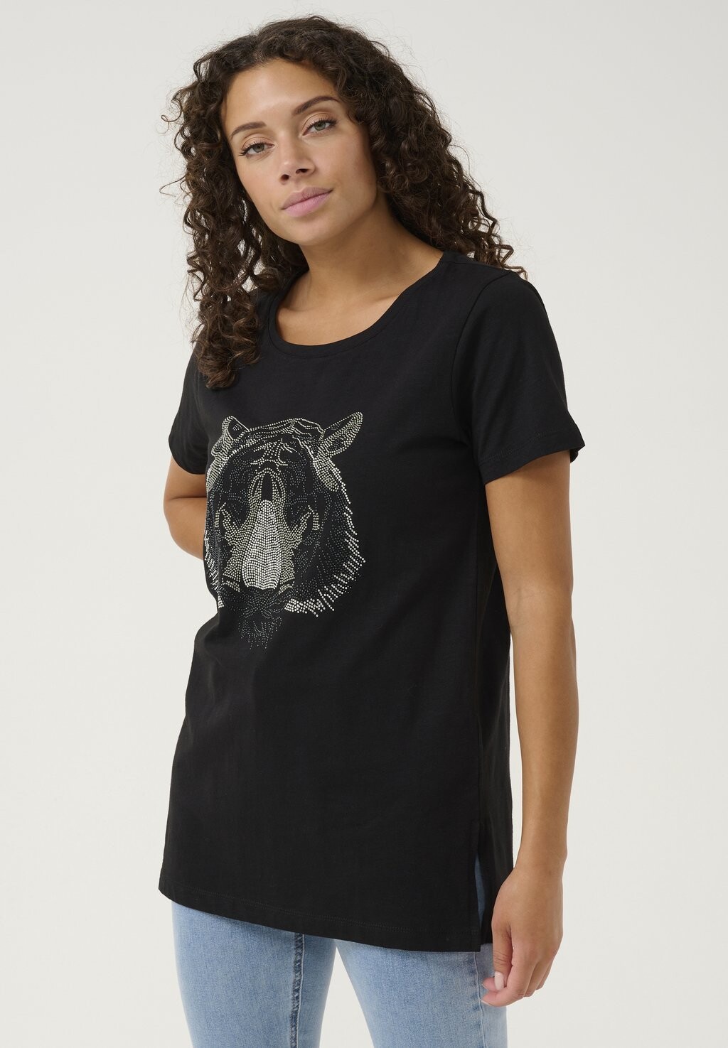 Футболка с принтом IAN Cream, черный
Футболка с принтом IAN Cream, черный