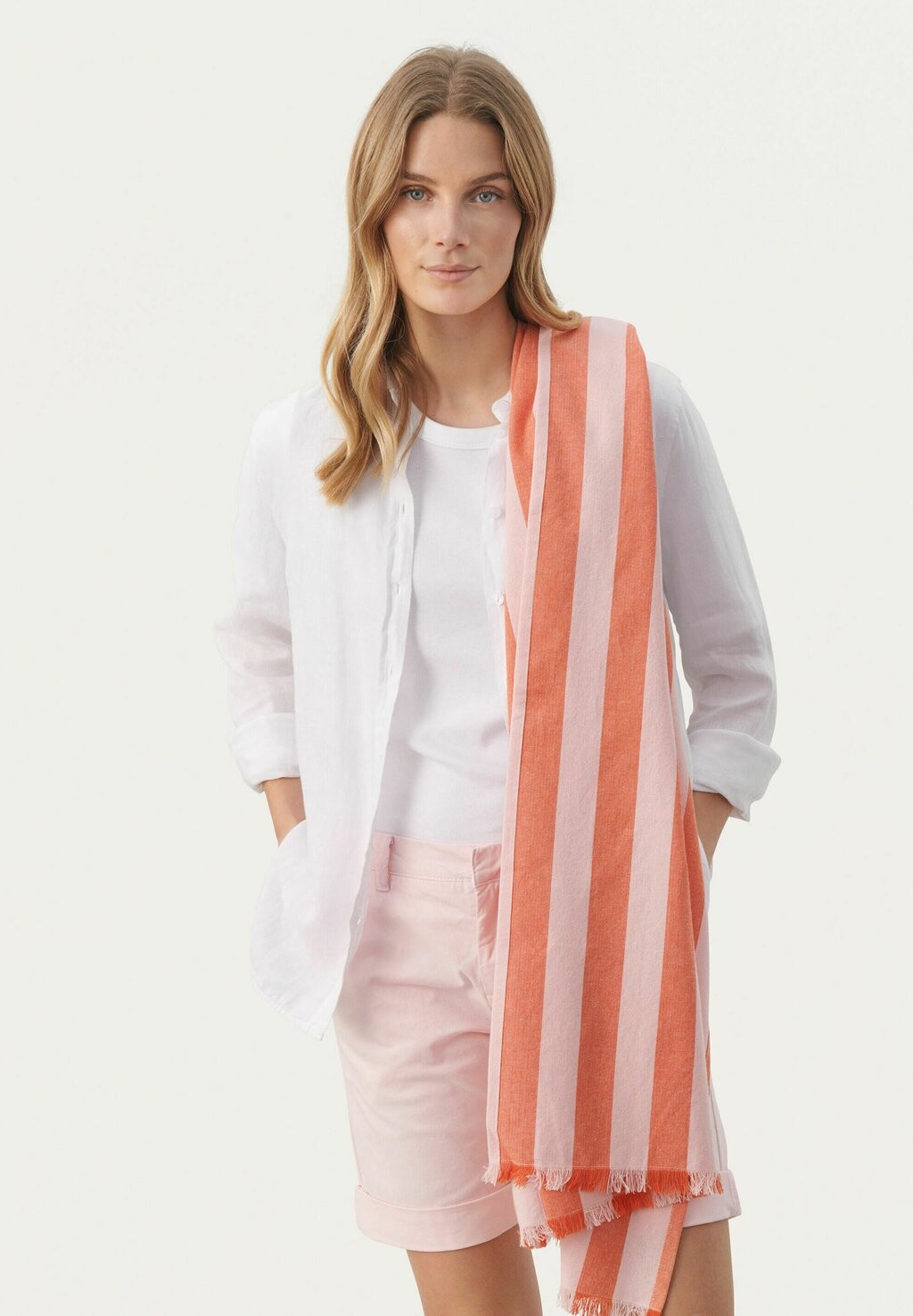 Шарф Part Two, белый
Шарф Part Two, белый