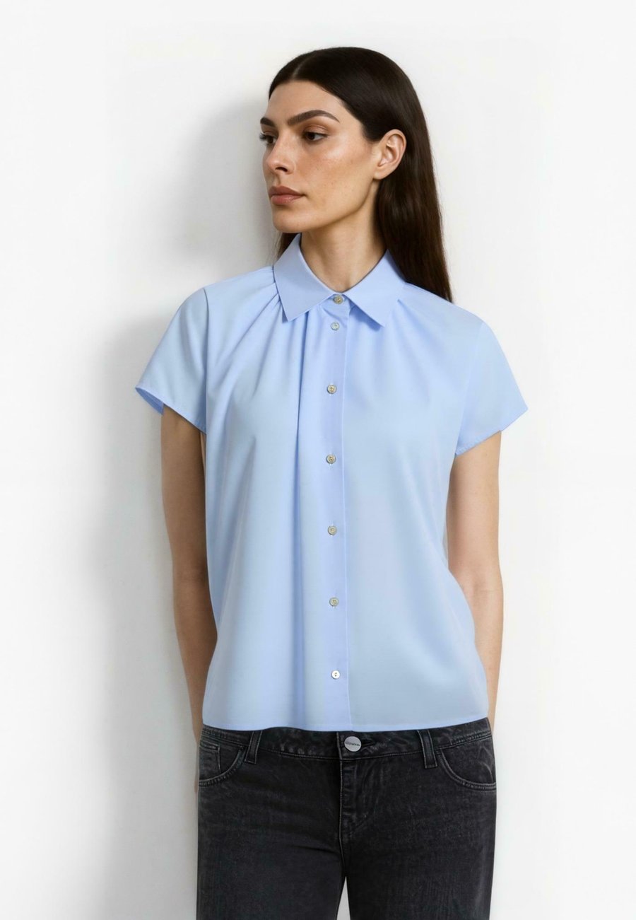 Блуза Rich & Royal Button-down blouse, Skyway Blue/Blue
Блуза Rich & Royal Button-down blouse, Skyway Blue/Blue