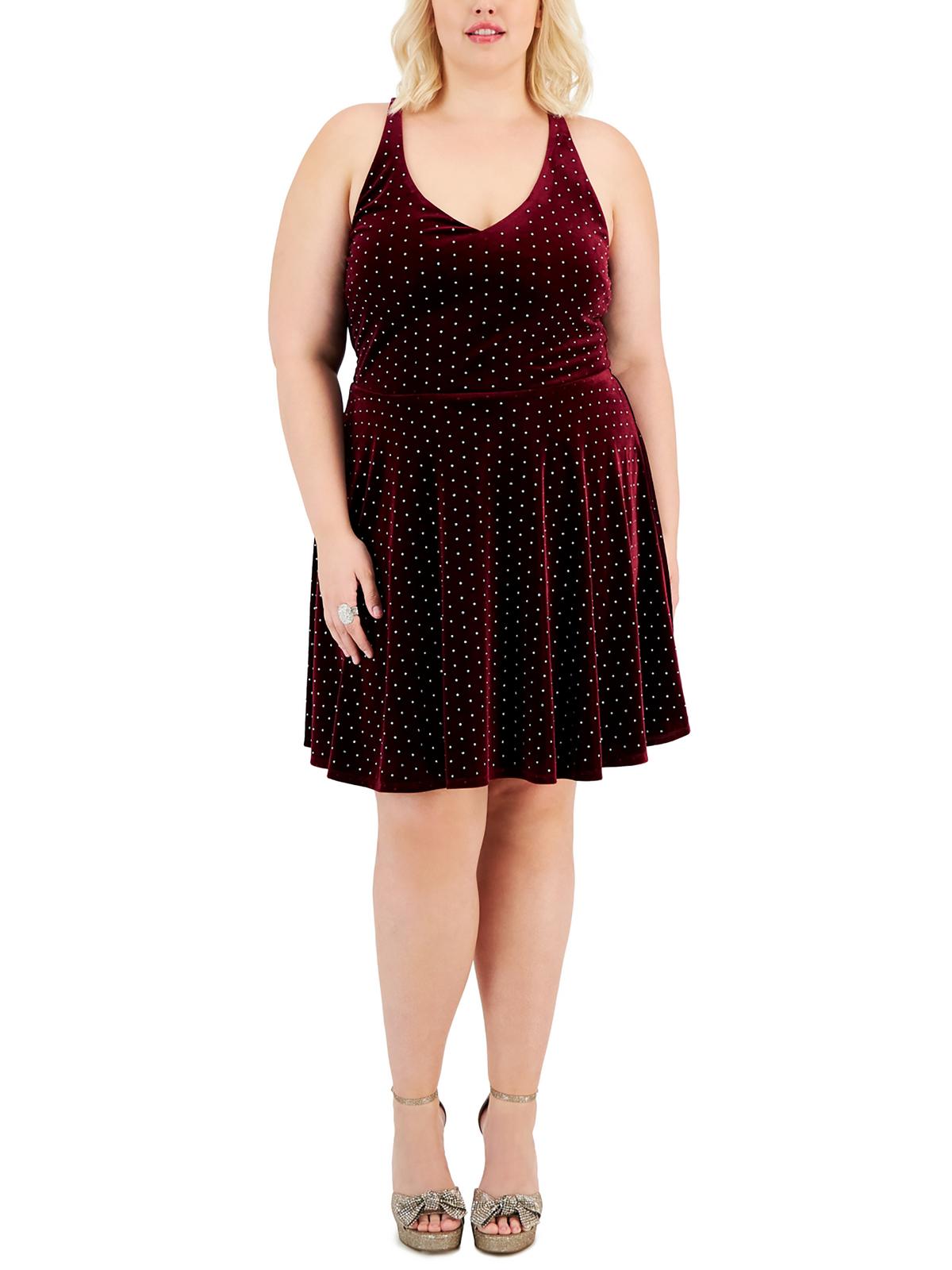 Плюс Женское бархатное коктейльное и вечернее платье длиной до колена City Studios
Плюс Женское бархатное коктейльное и вечернее платье длиной до колена City Studios