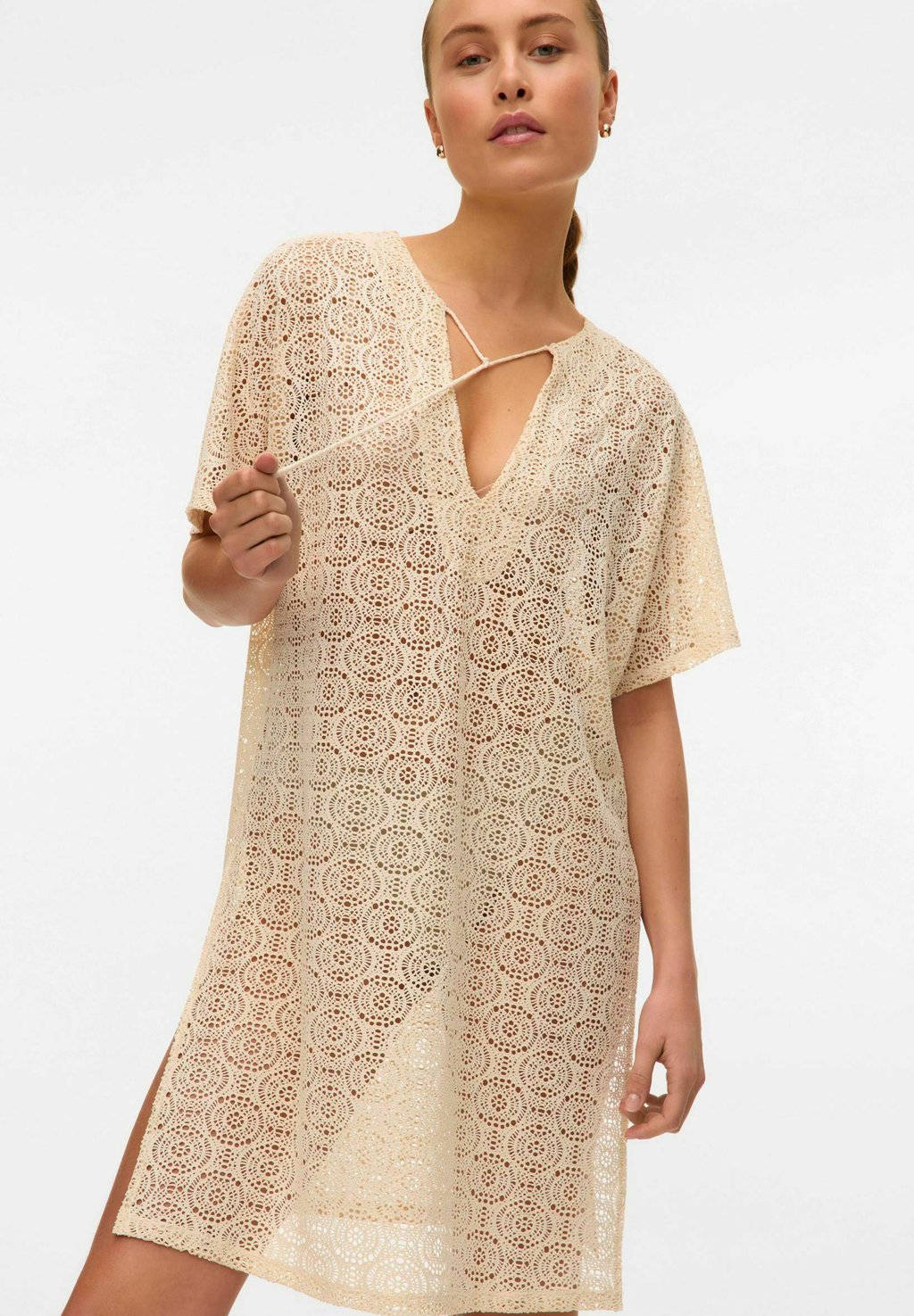 Повседневное платье VMMAYA KURZES Vero Moda, слоновая кость
Повседневное платье VMMAYA KURZES Vero Moda, слоновая кость