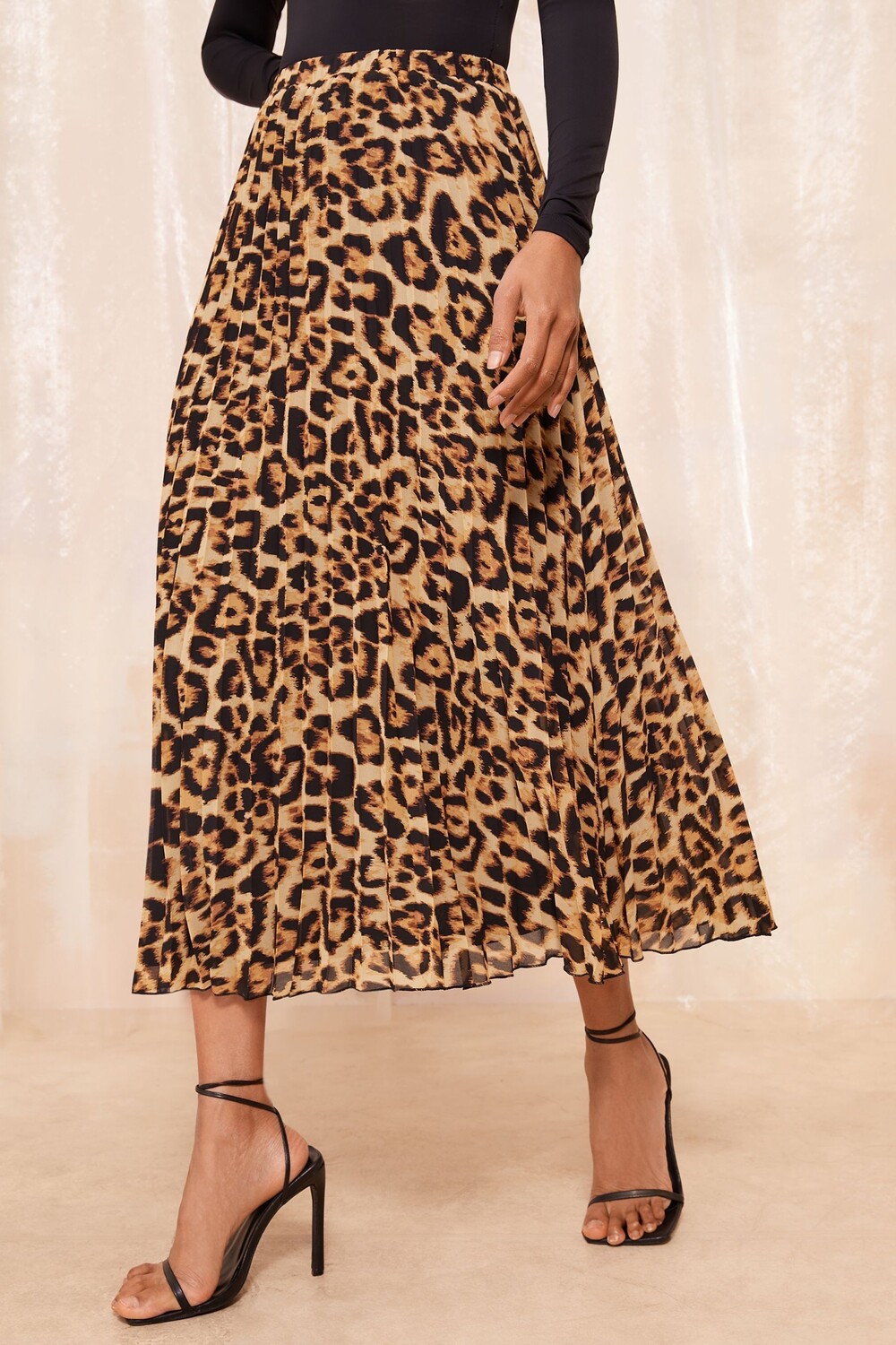 Юбка макси из шифона в складку Friends Like These, коричневый
Юбка макси из шифона в складку Friends Like These, коричневый