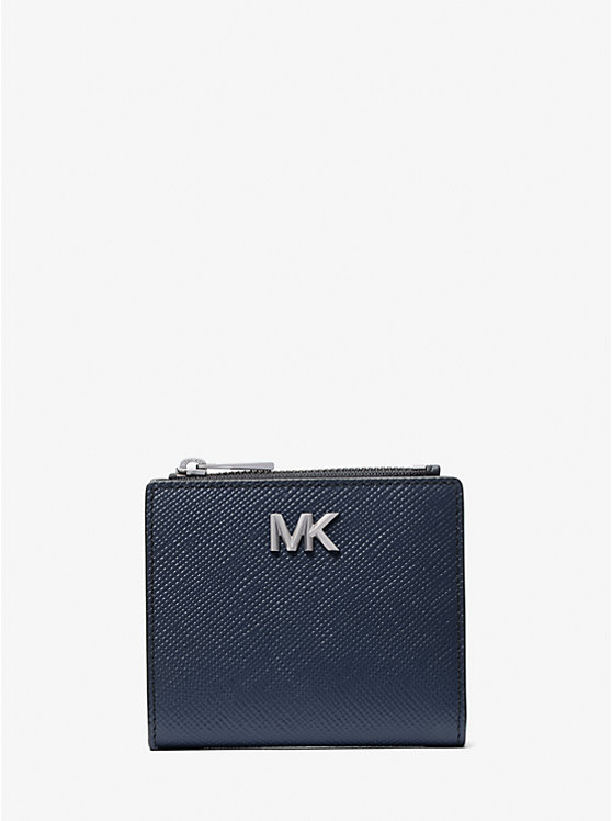 Кошелек Edison из устойчивой к царапинам кожи с перекрестной текстурой Michael Kors, синий
Кошелек Edison из устойчивой к царапинам кожи с перекрестной текстурой Michael Kors, синий