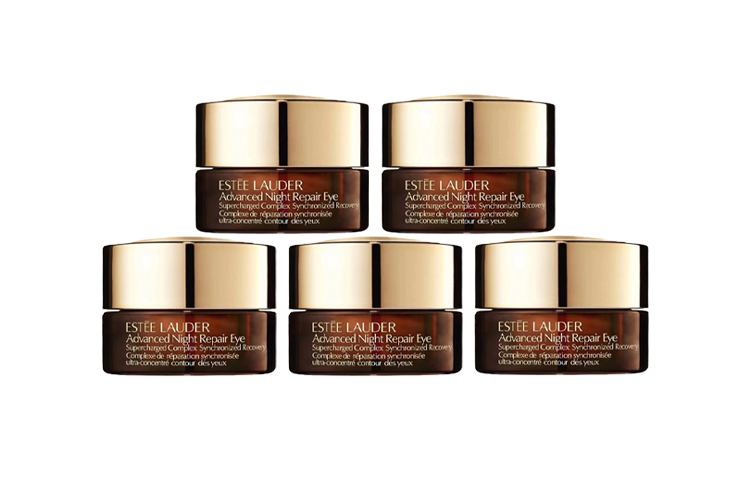 Наборы для путешествий / пробники women's ESTEE LAUDER
Наборы для путешествий / пробники women's ESTEE LAUDER