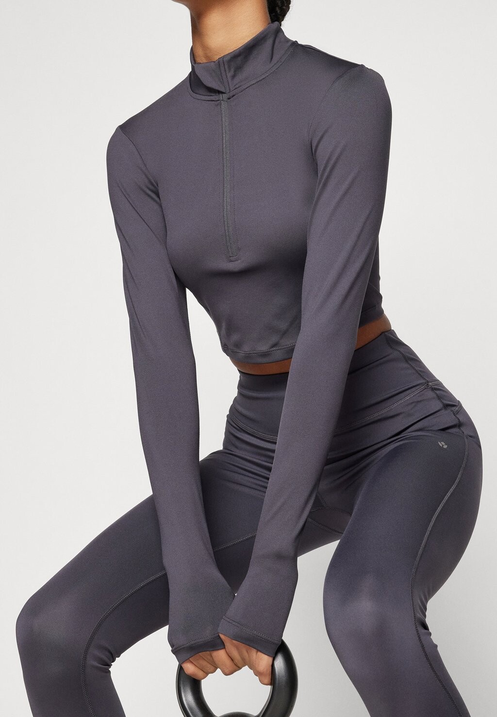 Топ с длинными рукавами Even&Odd active, темно-серый
Топ с длинными рукавами Even&Odd active, темно-серый