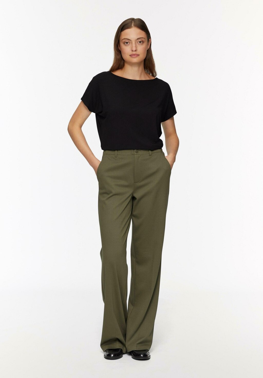 Базовая футболка ÜBERSCHNITTENEN SCHULTERN s.Oliver, цвет Mottled Anthracite
Базовая футболка ÜBERSCHNITTENEN SCHULTERN s.Oliver, цвет Mottled Anthracite