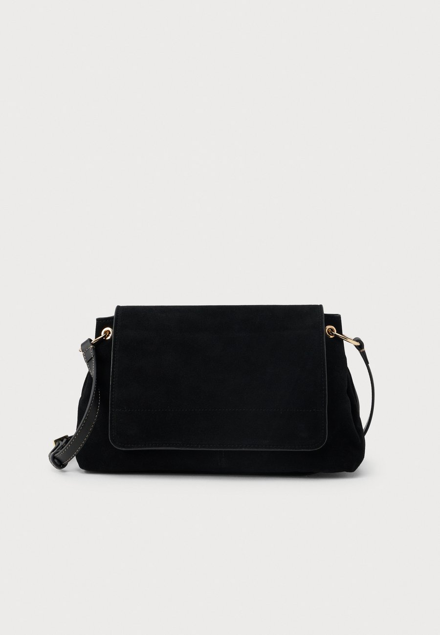 Сумка кросс-боди PARFOIS CROSSBODY BAG MARGAUX, Black
Сумка кросс-боди PARFOIS CROSSBODY BAG MARGAUX, Black