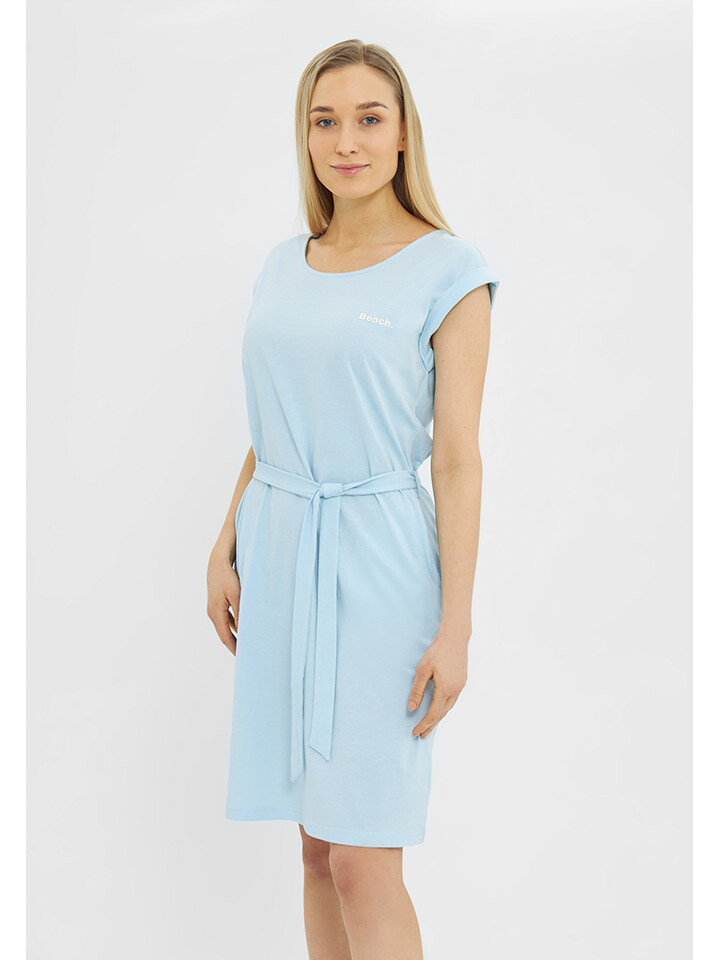 Платье Bench Helmi, светло-синий
Платье Bench Helmi, светло-синий