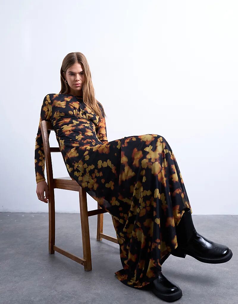 Платье макси с длинными рукавами и цветочным принтом Topshop черного цвета
Платье макси с длинными рукавами и цветочным принтом Topshop черного цвета