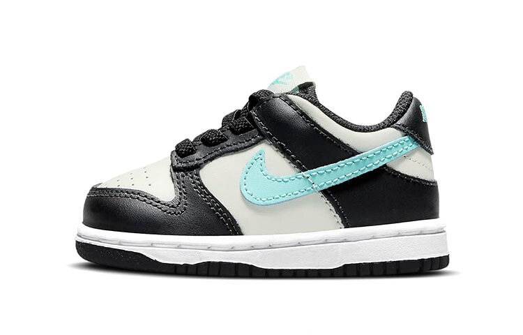 Кроссовки Nike Dunk для малышей TD
Кроссовки Nike Dunk для малышей TD