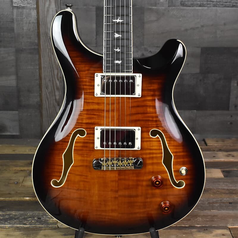 Электрогитара Paul Reed Smith SE Hollowbody II - Black Gold Burst with Hard Shell Case SN:1173
Электрогитара Paul Reed Smith SE Hollowbody II - Black Gold Burst with Hard Shell Case SN:1173