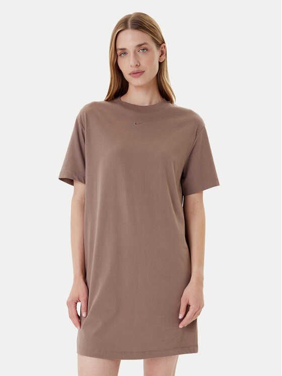 Повседневное платье relaxed fit DV7882 Nike, коричневый
Повседневное платье relaxed fit DV7882 Nike, коричневый