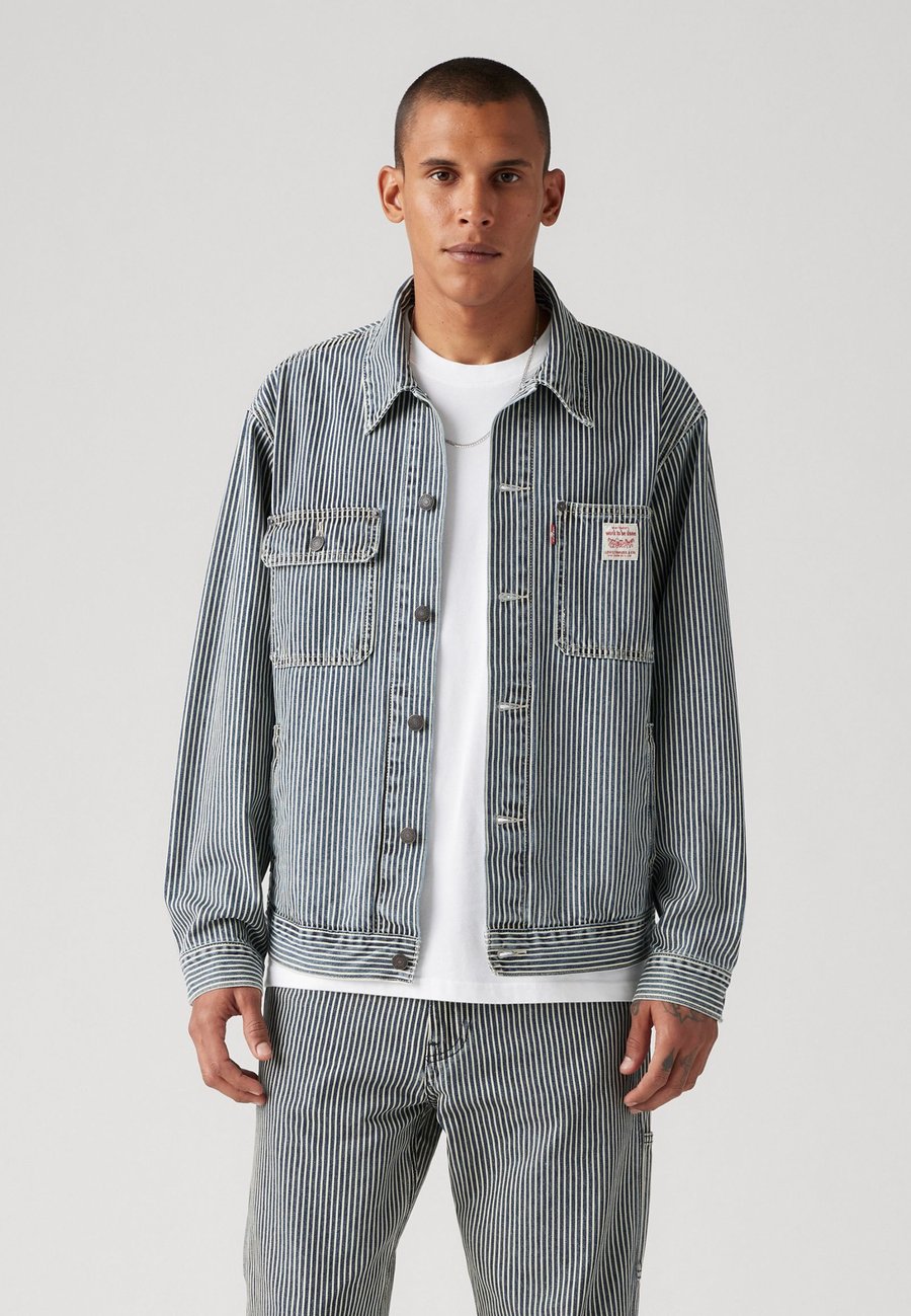 Куртка Levi's Workwear SUNRISE TRUCKER, Blue Denim
Куртка Levi's Workwear SUNRISE TRUCKER, Blue Denim