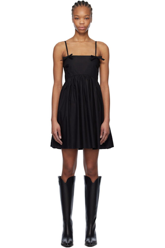 Черное мини-платье из хлопкового поплина на бретелях GANNI
Черное мини-платье из хлопкового поплина на бретелях GANNI
