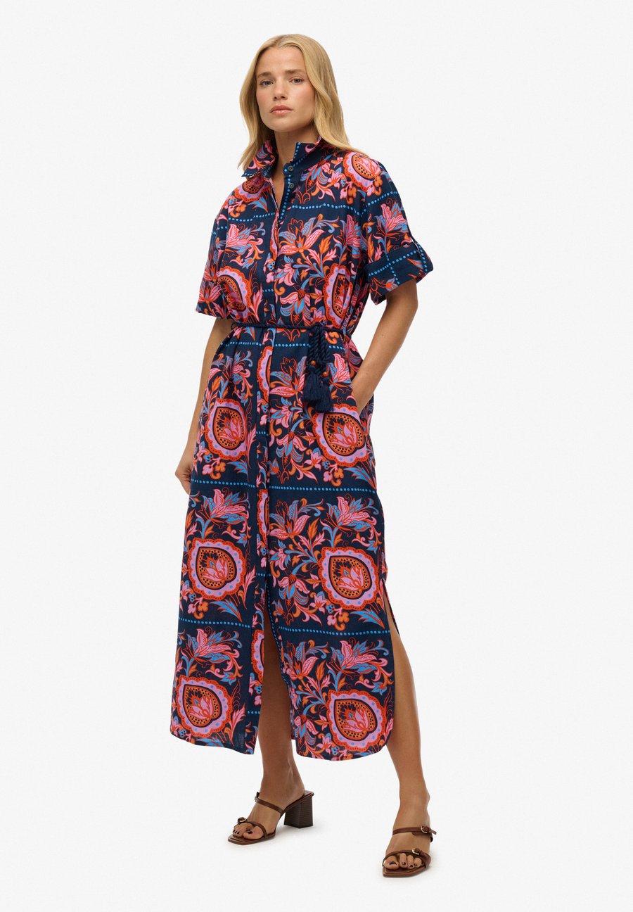 Платье Superdry & Co Maxi dress, Presley Paisley Multi/Light Pink
Платье Superdry & Co Maxi dress, Presley Paisley Multi/Light Pink