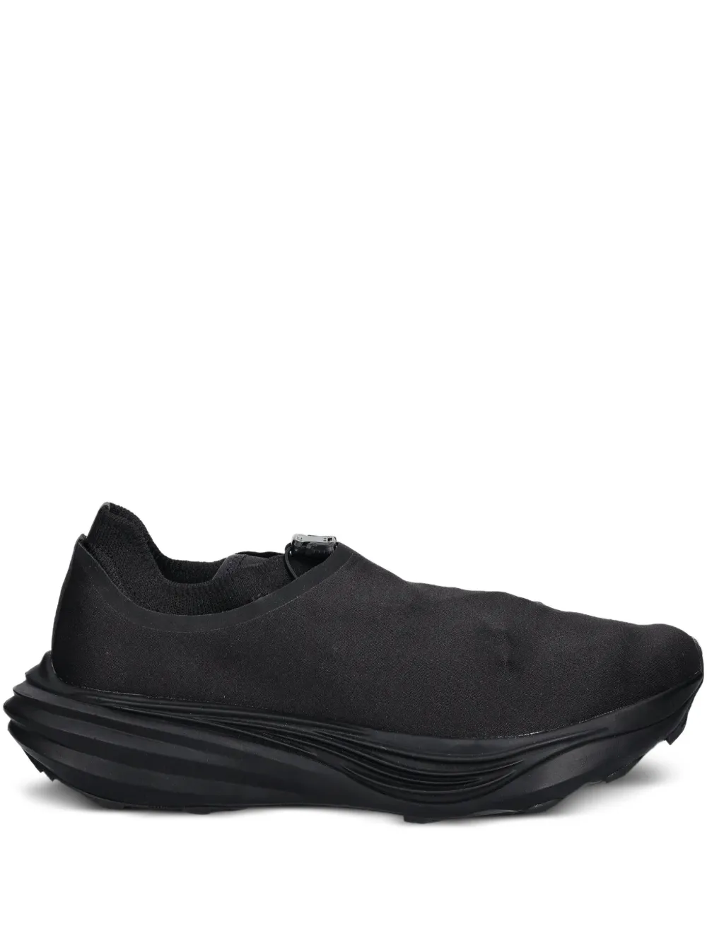 Кроссовки Emil Deviate Nitro из коллаборации с Heliot PUMA, черный
Кроссовки Emil Deviate Nitro из коллаборации с Heliot PUMA, черный