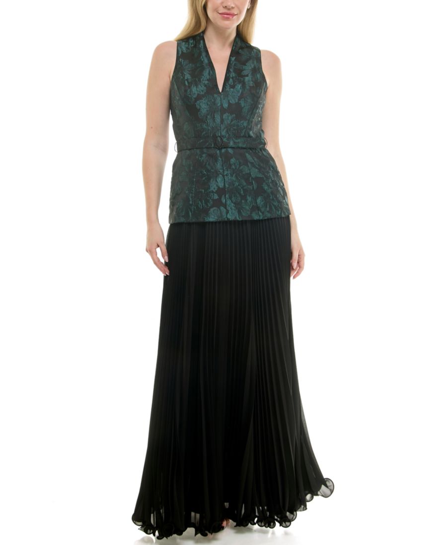 Женское платье с V-образным вырезом и плиссировкой Taylor, Black Hunter
Женское платье с V-образным вырезом и плиссировкой Taylor, Black Hunter